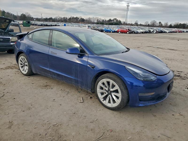 97100985 :رقم المزاد ، 5YJ3E1EA0NF187366 vin ، 2022 Tesla Model 3 مزاد بيع