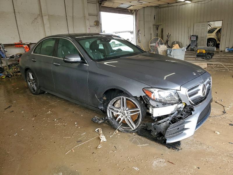 Продаж на аукціоні авто 2019 Mercedes-benz E 300 4mat, vin: WDDZF4KB2KA654688, номер лоту: 97319565
