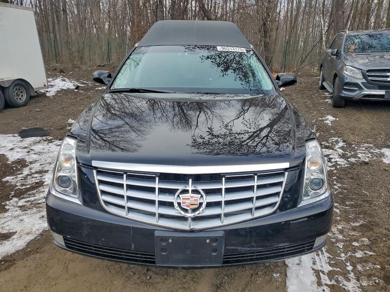 2010 Cadillac Professional Chassis მანქანა იყიდება აუქციონზე, vin: 1GEGK0CYXAU500064, აუქციონის ნომერი: 96313175