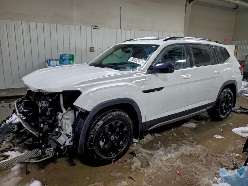 Продажа на аукционе авто 2024 Volkswagen Atlas, vin: 1V2CR2CA6RC603015, номер лота: 95122645