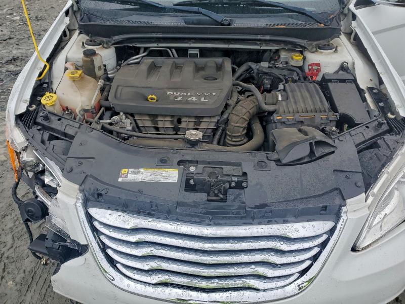 94913585 :رقم المزاد ، 1C3BC2FB3BN548279 vin ، 2011 Chrysler 200 مزاد بيع
