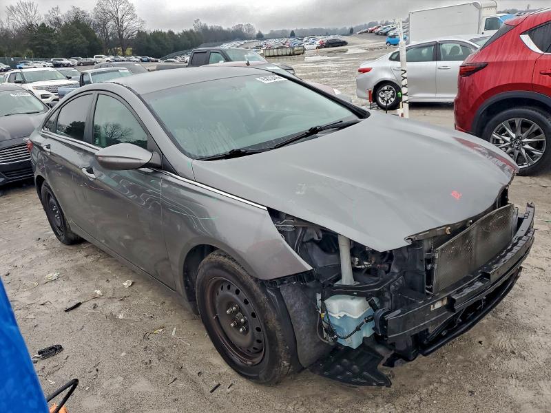 2013 Hyundai Sonata მანქანა იყიდება აუქციონზე, vin: 5NPEB4AC4DH568051, აუქციონის ნომერი: 95672445