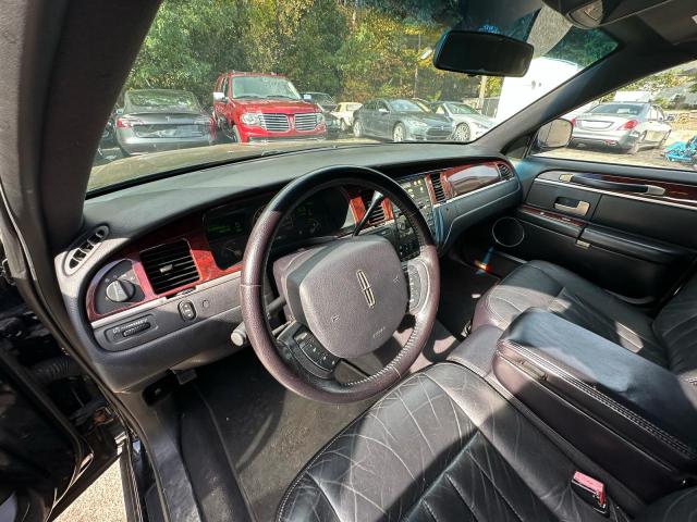 Aukcja sprzedaży 2005 Lincoln Town Car E, vin: 1L1FM88W85Y654529, numer aukcji: 99240485
