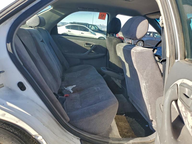 96587155 :رقم المزاد ، JT2BG28KXW0181261 vin ، 1998 Toyota Camry مزاد بيع