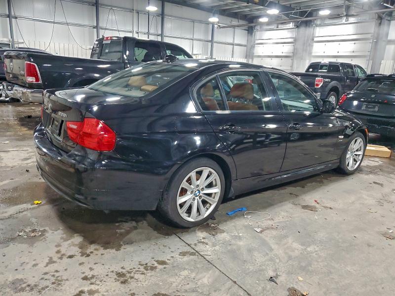96907995 :رقم المزاد ، WBAPK5G58BNN51772 vin ، 2011 Bmw 328 مزاد بيع