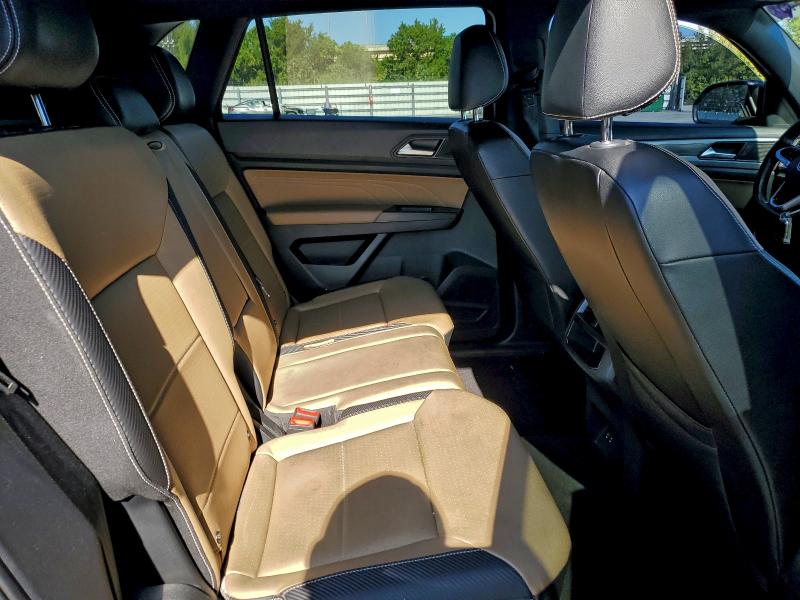 2022 Volkswagen Atlas Cros მანქანა იყიდება აუქციონზე, vin: 1V2JE2CA7NC201999, აუქციონის ნომერი: 73604715