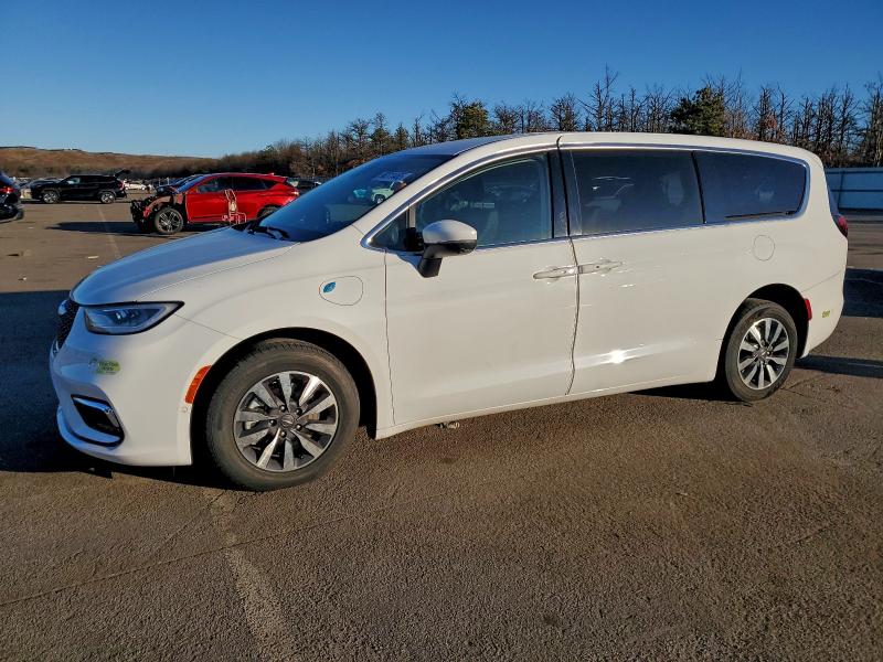 2023 Chrysler Pacifica H მანქანა იყიდება აუქციონზე, vin: 2C4RC1L76PR523309, აუქციონის ნომერი: 98211465