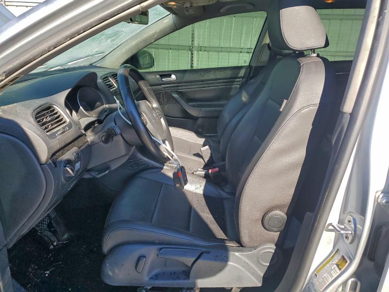 94814255 :رقم المزاد ، 3VWPL7AJ0DM658231 vin ، 2013 Volkswagen Jetta مزاد بيع