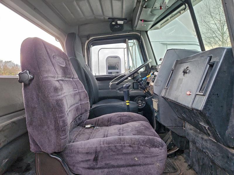1998 Peterbilt 378 მანქანა იყიდება აუქციონზე, vin: 1XPFDB9XXWN466779, აუქციონის ნომერი: 96191145