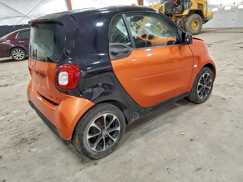 Продажа на аукционе авто 2016 Smart Cars Fortwo, vin: WMEFJ5DA9GK080065, номер лота: 94664475