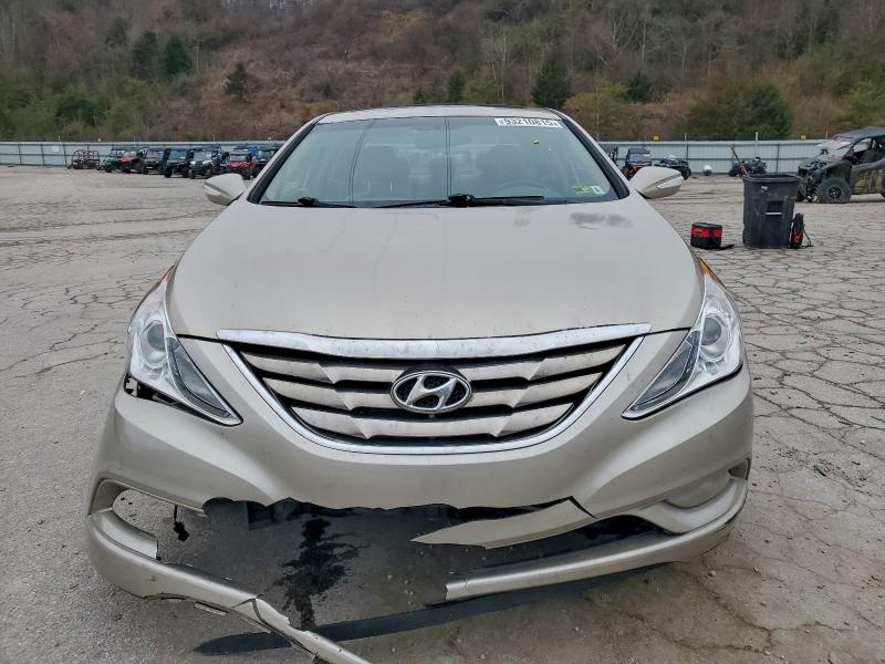 93210815 :رقم المزاد ، 5NPEC4AC5BH128429 vin ، 2011 Hyundai Sonata مزاد بيع