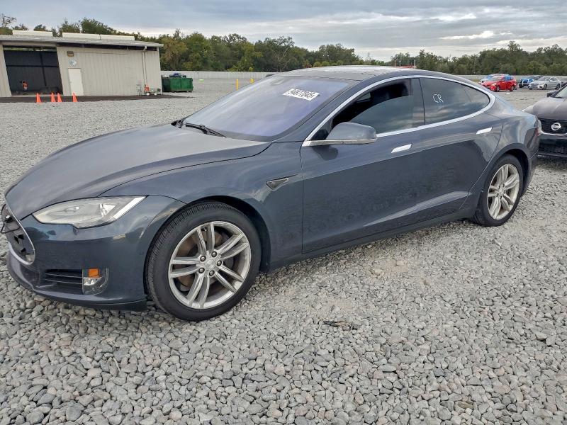 Продаж на аукціоні авто 2015 Tesla Model S 85, vin: 5YJSA1H19FF082832, номер лоту: 94877845