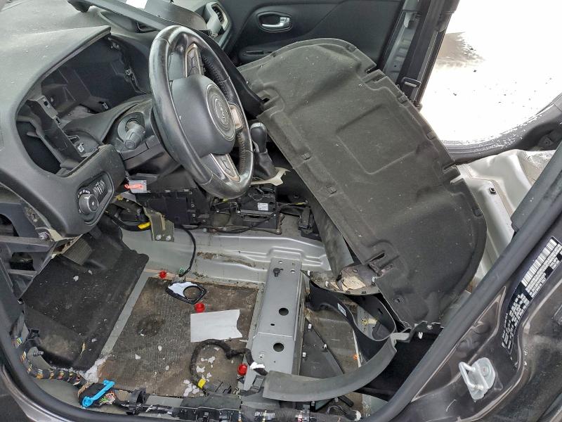 2016 Jeep Renegade L მანქანა იყიდება აუქციონზე, vin: ZACCJBBT6GPD82875, აუქციონის ნომერი: 96474155