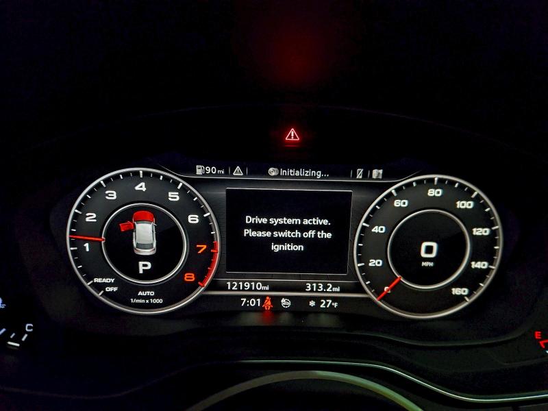 94509575 :رقم المزاد ، WA1BNAFY4J2217404 vin ، 2018 Audi Q5 مزاد بيع