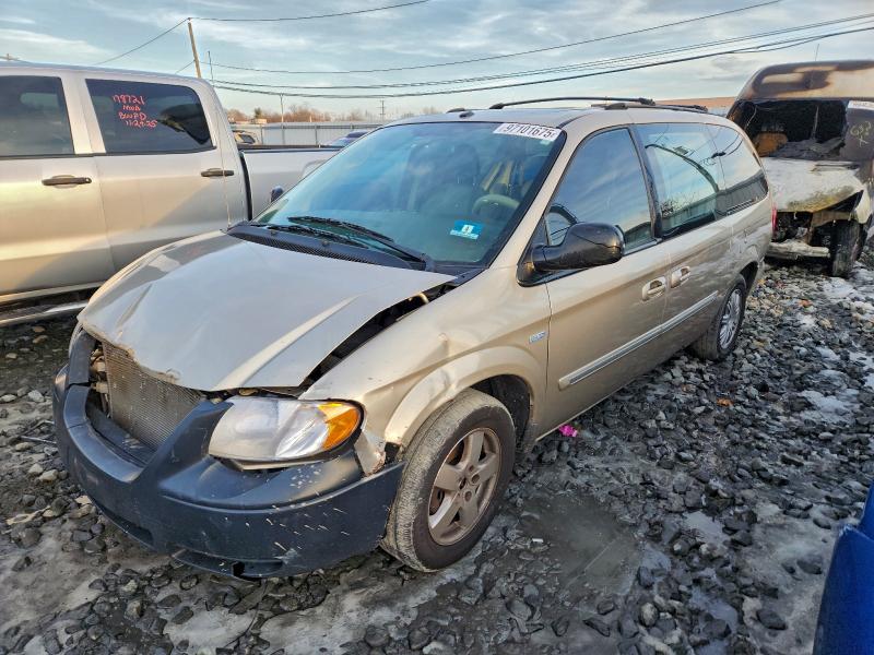 2006 Chrysler Town & Country მანქანა იყიდება აუქციონზე, vin: 2A4GP54LX6R701729, აუქციონის ნომერი: 97101675