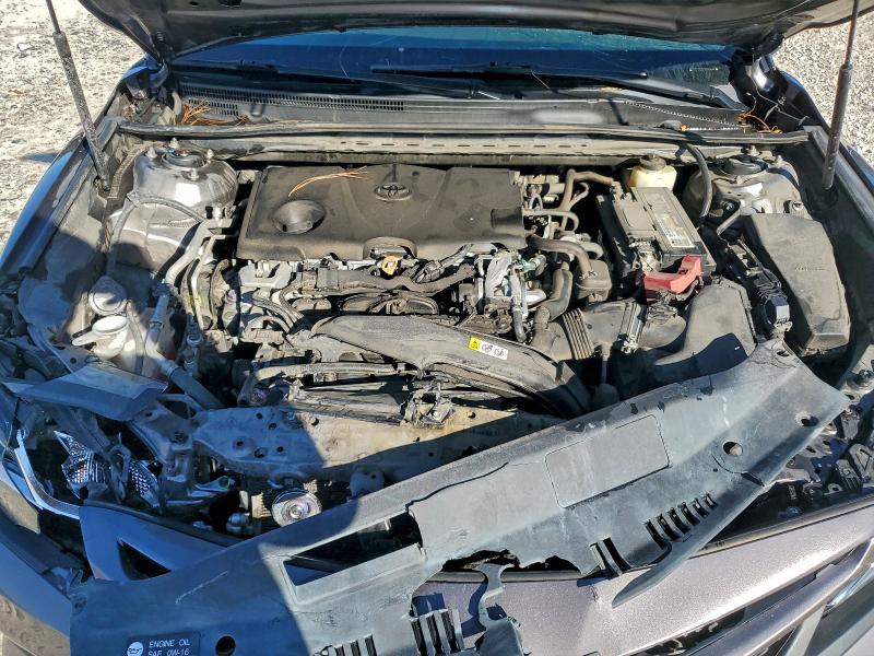 96235315 :رقم المزاد ، 4T1B11HK9JU120595 vin ، 2018 Toyota Camry مزاد بيع