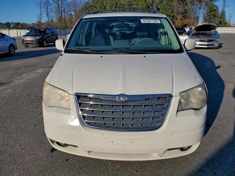 Продажа на аукционе авто 2010 Chrysler Town & Cou, vin: 2A4RR5D14AR305595, номер лота: 97207135