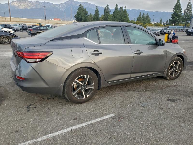 97548065 :رقم المزاد ، 3N1AB8CV8SY263823 vin ، 2025 Nissan Sentra مزاد بيع