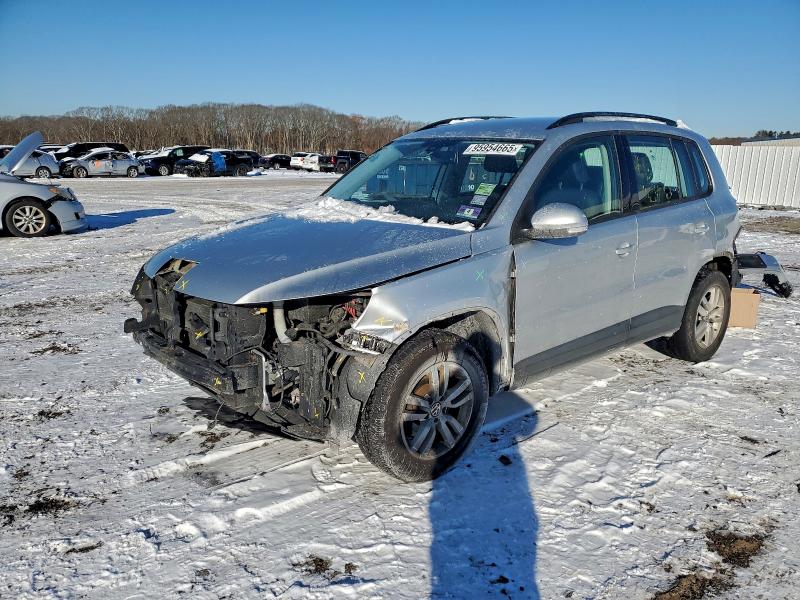 95954665 :رقم المزاد ، WVGBV7AX6GW520575 vin ، 2016 Volkswagen Tiguan مزاد بيع