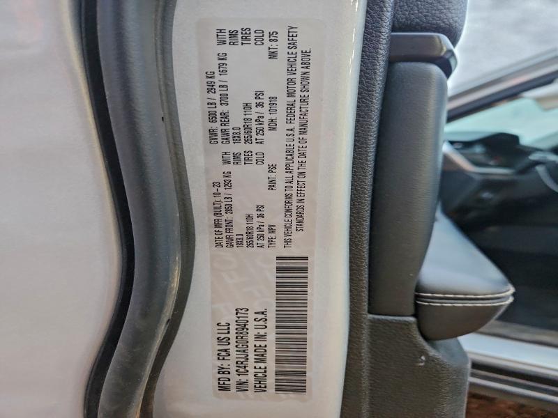 Продажа на аукционе авто 2024 Jeep Grand Cherokee, vin: 1C4RJJAG0R8940173, номер лота: 97246645