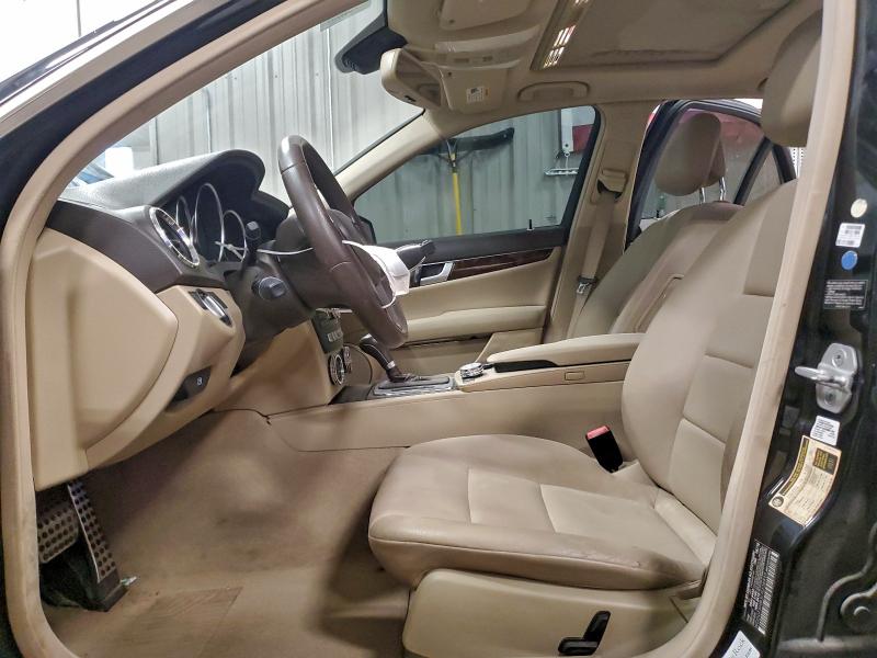 2012 Mercedes-benz C მანქანა იყიდება აუქციონზე, vin: WDDGF4HB3CR238893, აუქციონის ნომერი: 70048555