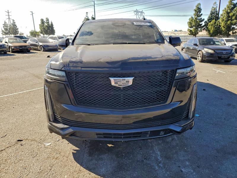 2021 Cadillac Escalade მანქანა იყიდება აუქციონზე, vin: 1GYS4RKL0MR375195, აუქციონის ნომერი: 96295185