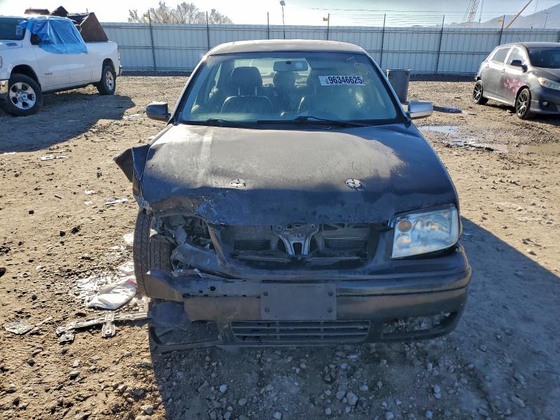 96346625 :رقم المزاد ، 3VWSC29M9YM014289 vin ، 2000 Volkswagen Jetta مزاد بيع