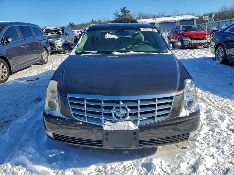 96333735 :رقم المزاد ، 1G6KD57Y39U114377 vin ، 2009 Cadillac Dts مزاد بيع
