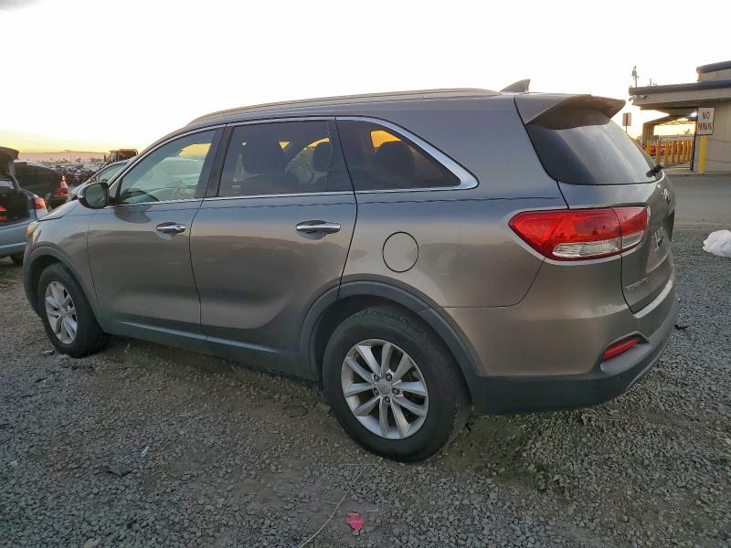 97612155 :رقم المزاد ، 5XYPG4A37GG077365 vin ، 2016 Kia Sorento مزاد بيع