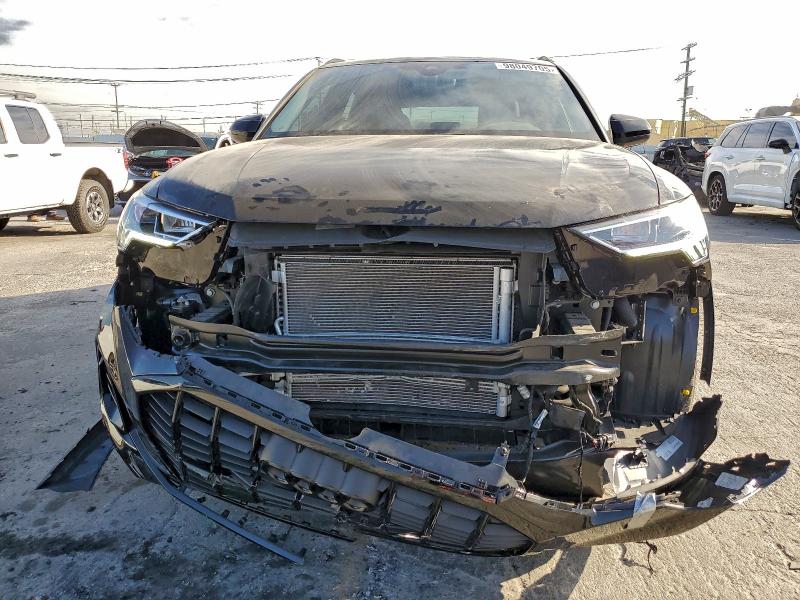 Aukcja sprzedaży 2024 Audi Q3, vin: WA1DECF33R1190190, numer aukcji: 98049705