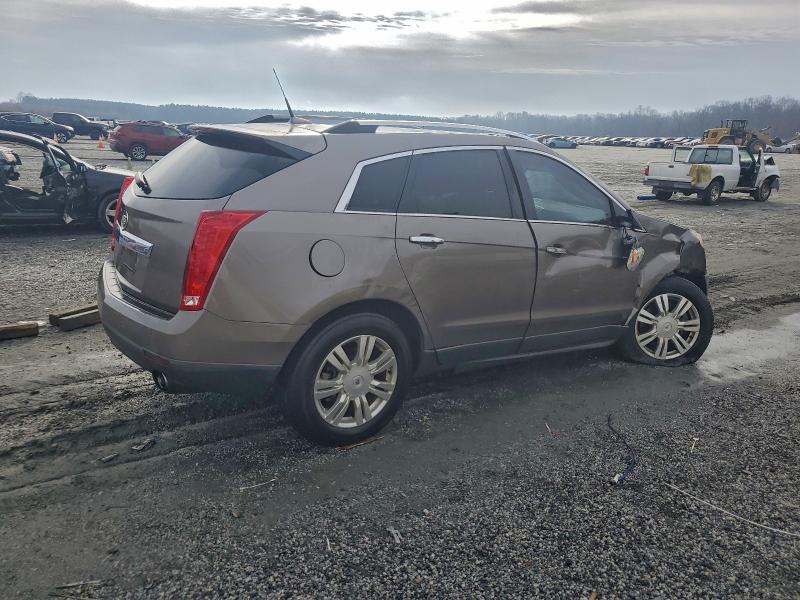 95005585 :رقم المزاد ، 3GYFNAEY3BS638636 vin ، 2011 Cadillac Srx مزاد بيع