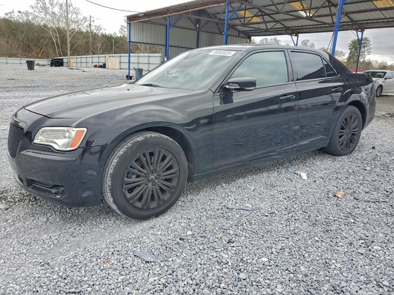 98083825 :رقم المزاد ، 2C3CCASG3DH506092 vin ، 2013 Chrysler 300c مزاد بيع