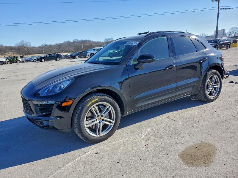 99104295 :رقم المزاد ، WP1AB2A55HLB10068 vin ، 2017 Porsche Macan مزاد بيع