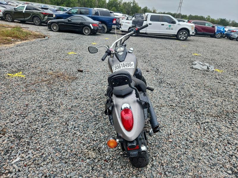 50424266 :رقم المزاد ، JKAVN2C11LA074219 vin ، 2020 Kawasaki Vn900 مزاد بيع