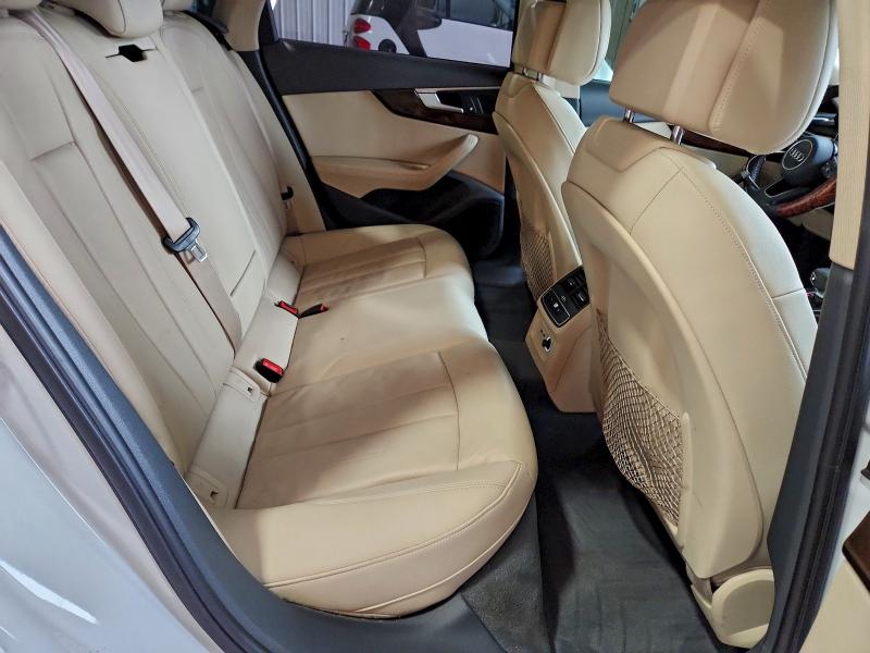Продаж на аукціоні авто 2019 Audi A4 Prestig, vin: WAUFNAF42KN004162, номер лоту: 99273045