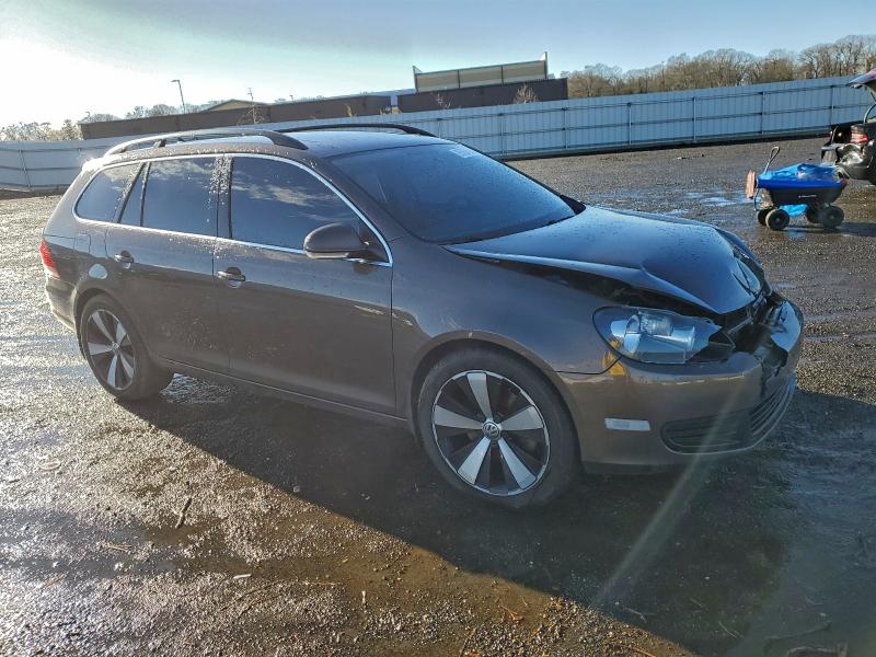 97624565 :رقم المزاد ، 3VWPL7AJ7DM691274 vin ، 2013 Volkswagen Jetta مزاد بيع
