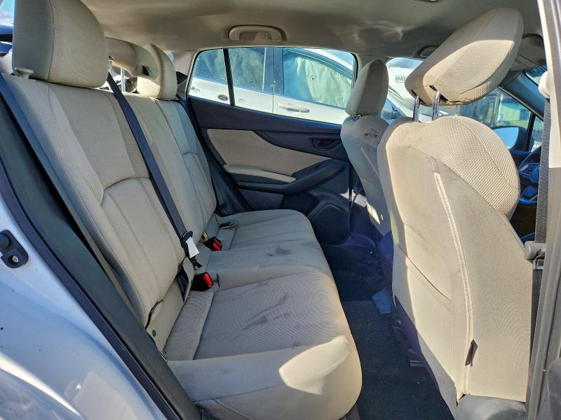 97870105 :رقم المزاد ، 4S3GTAA63J3750958 vin ، 2018 Subaru Impreza مزاد بيع