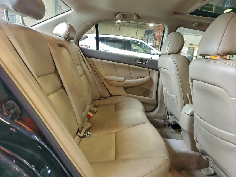 97332065 :رقم المزاد ، 1HGCM56834A027304 vin ، 2004 Honda Accord مزاد بيع