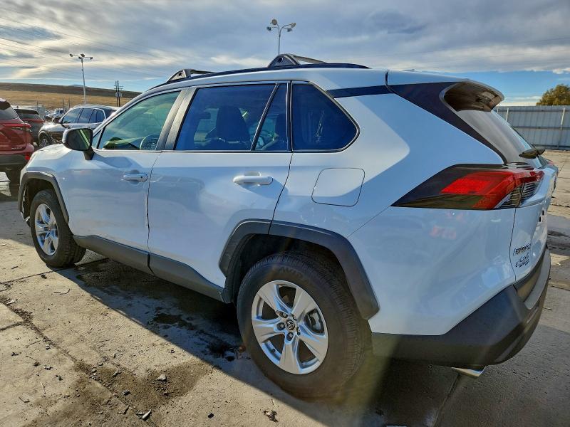 Продажа на аукционе авто 2019 Toyota Rav4 Xle, vin: JTMP1RFV5KD017696, номер лота: 97175195