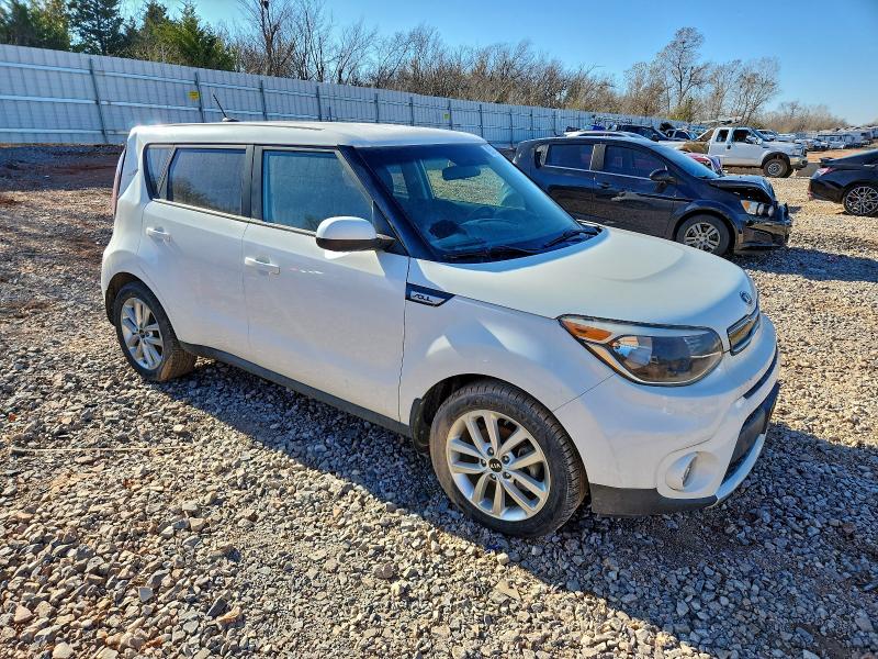 Продажа на аукционе авто 2018 Kia Soul, vin: KNDJP3A51J7559724, номер лота: 95844105