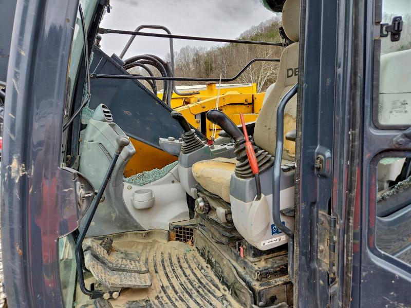 2015 John Deere 135g მანქანა იყიდება აუქციონზე, vin: 1FF135GXLFE401303, აუქციონის ნომერი: 97316745