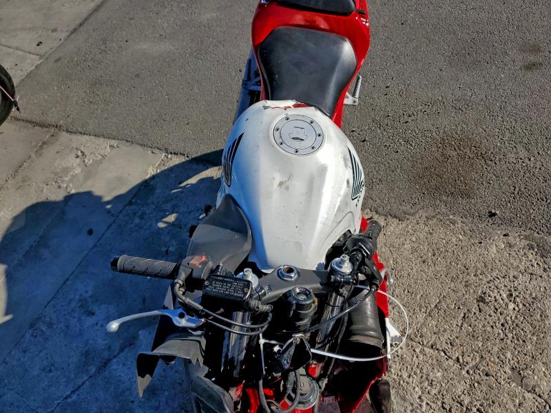 95779165 :رقم المزاد ، JH2PC35081M208578 vin ، 2001 Honda Cbr600 مزاد بيع