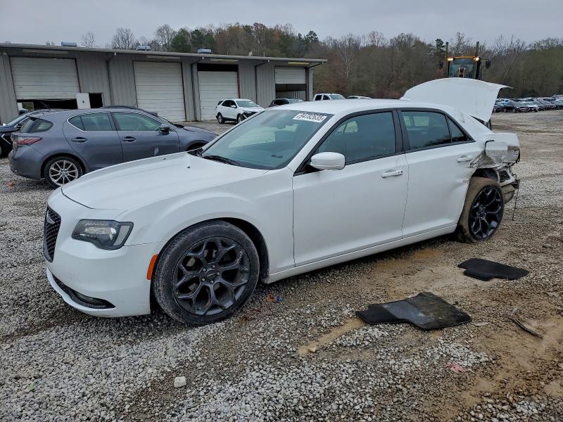 2019 Chrysler 300 მანქანა იყიდება აუქციონზე, vin: 2C3CCABG4KH515901, აუქციონის ნომერი: 76891745