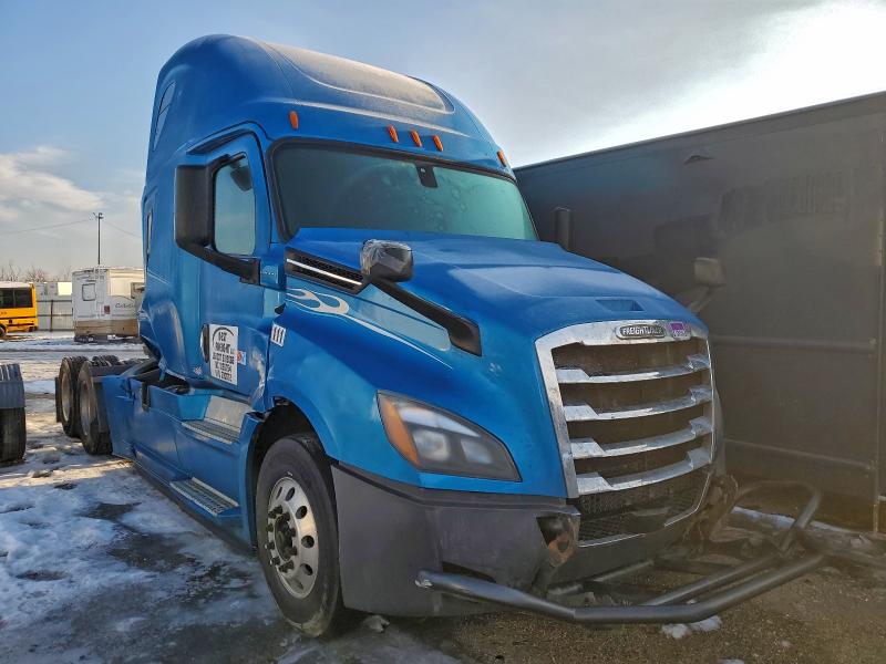 Продаж на аукціоні авто 2020 Freightliner Cascadia 1, vin: 3AKJHHDR5LSLK0595, номер лоту: 95962225