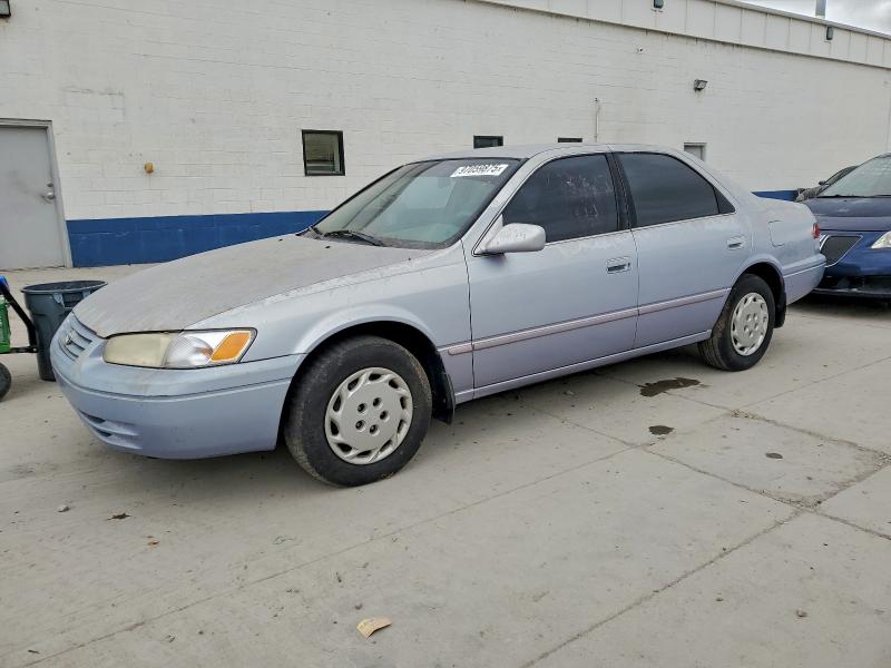1998 Toyota Camry მანქანა იყიდება აუქციონზე, vin: JT2BG22K7W0109619, აუქციონის ნომერი: 97059875