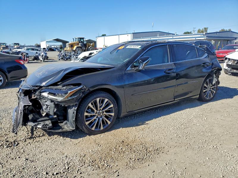 95674325 :رقم المزاد ، 58ABZ1B16KU045311 vin ، 2019 Lexus Es مزاد بيع