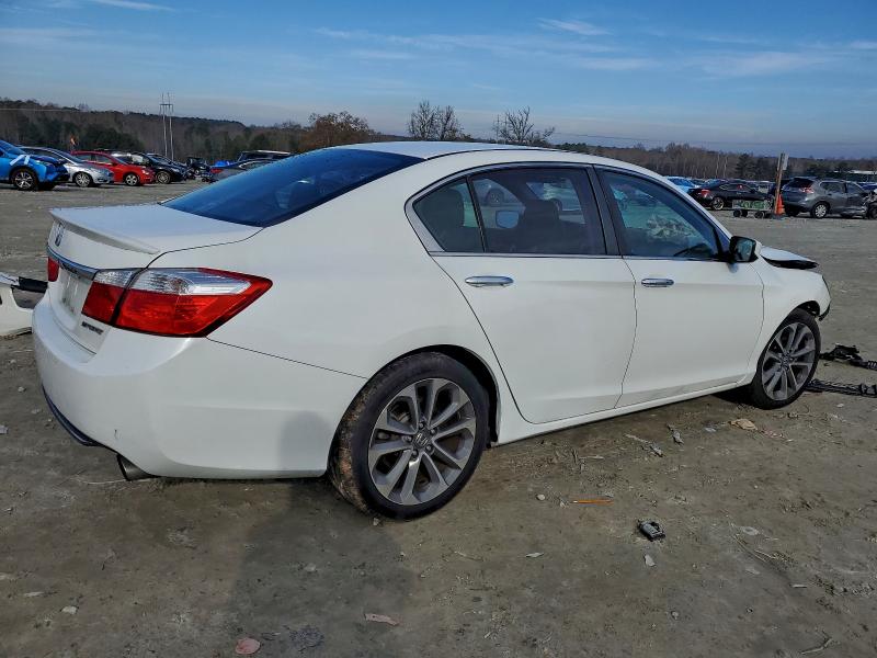 2015 Honda Accord მანქანა იყიდება აუქციონზე, vin: 1HGCR2F57FA233427, აუქციონის ნომერი: 96377135