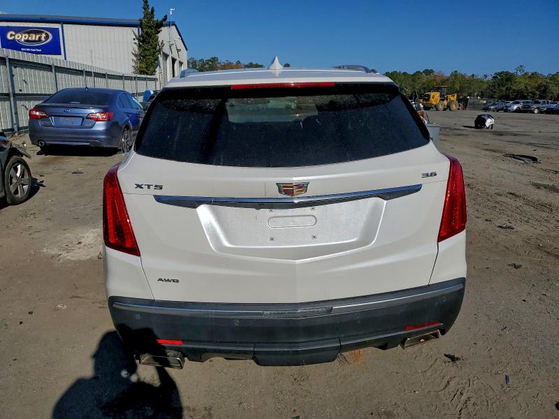 Продаж на аукціоні авто 2018 Cadillac Xt5 Luxury, vin: 1GYKNDRSXJZ204074, номер лоту: 98062935
