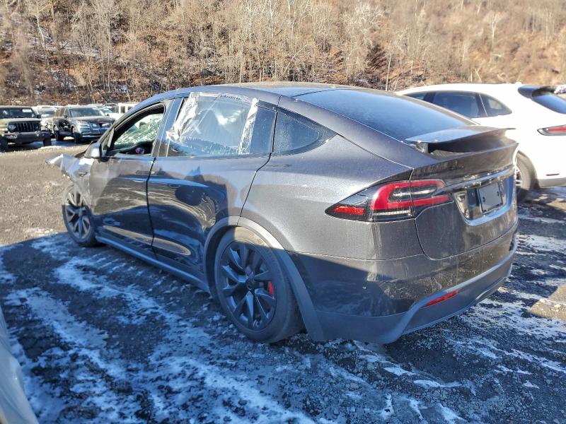 96998405 :رقم المزاد ، 7SAXCBE60RF438677 vin ، 2024 Tesla X مزاد بيع