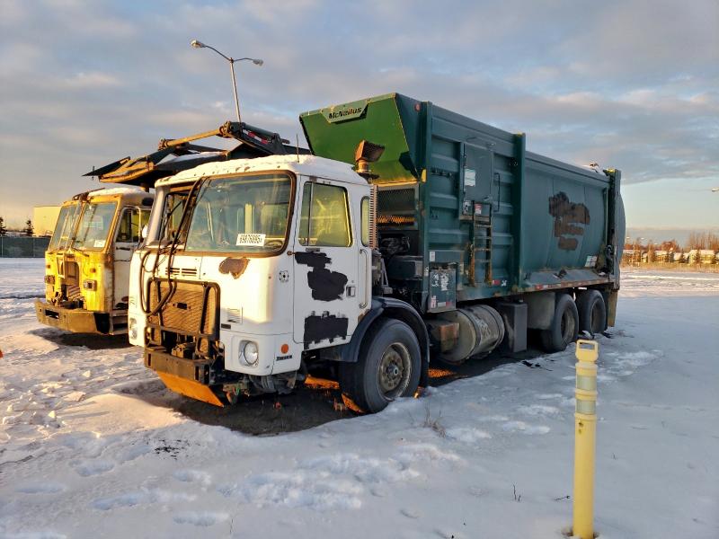 2011 Autocar Llc Xpeditor მანქანა იყიდება აუქციონზე, vin: 5VCACR8FXBH212887, აუქციონის ნომერი: 69876895